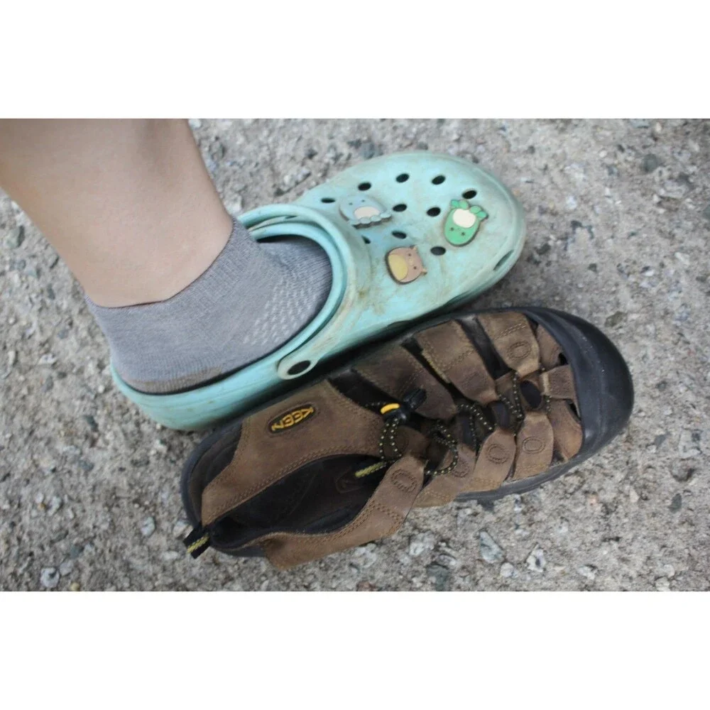 KEEN Very Nice Sandals Mens/Womens Sz 9 Brown Leather Fisherman Outdoor Hiking